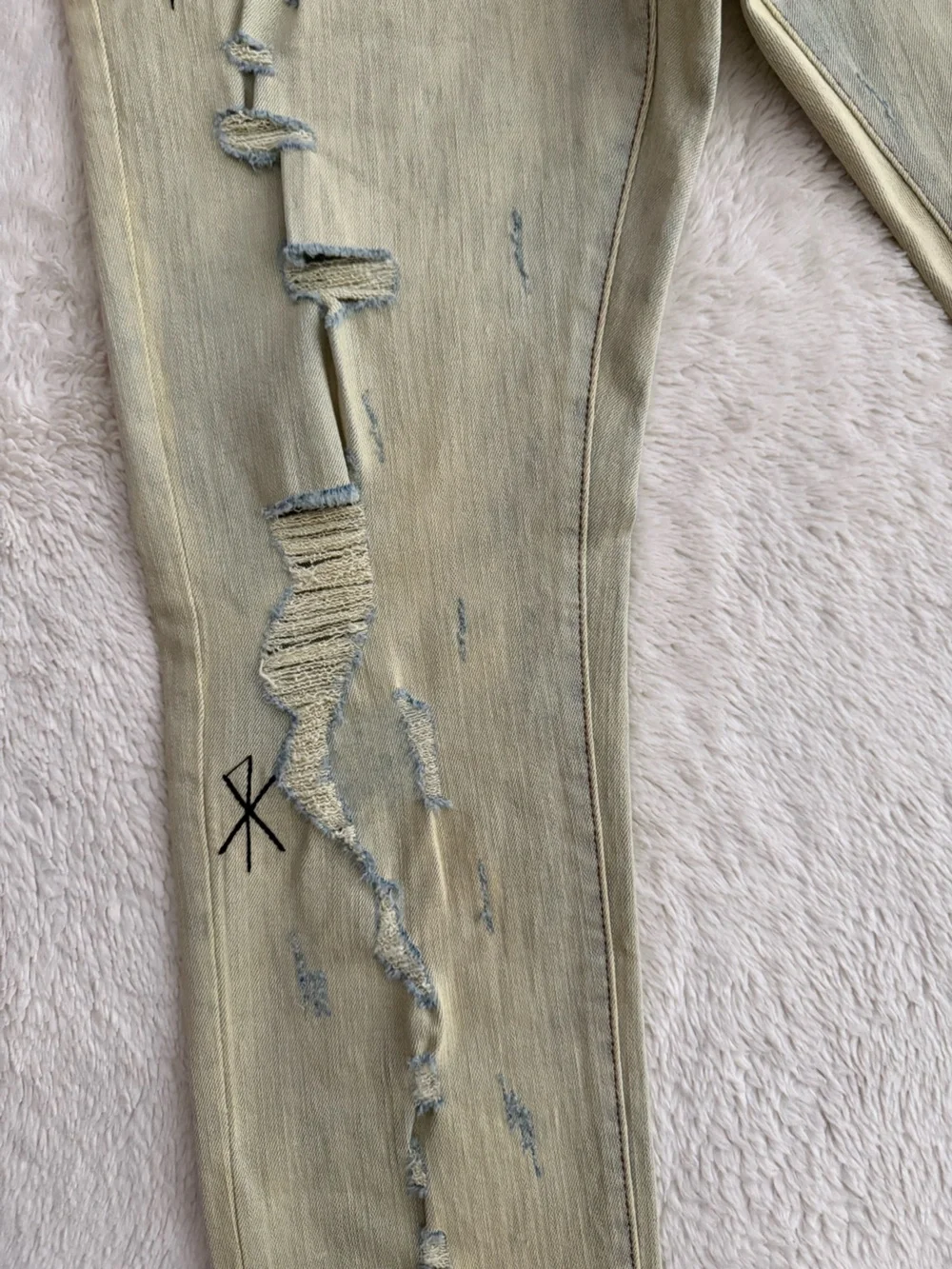 Men’s Distressed Jeans, Nova Men, Size 38